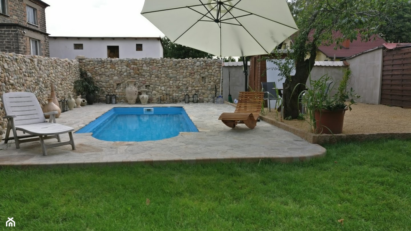 basen w ogrodzie - zdjęcie od MAGIA OGRODU 24 - Homebook