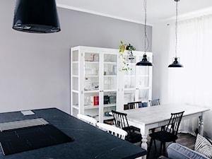Średnia szara jadalnia w salonie, styl skandynawski - zdjęcie od Anna Krynicka 4