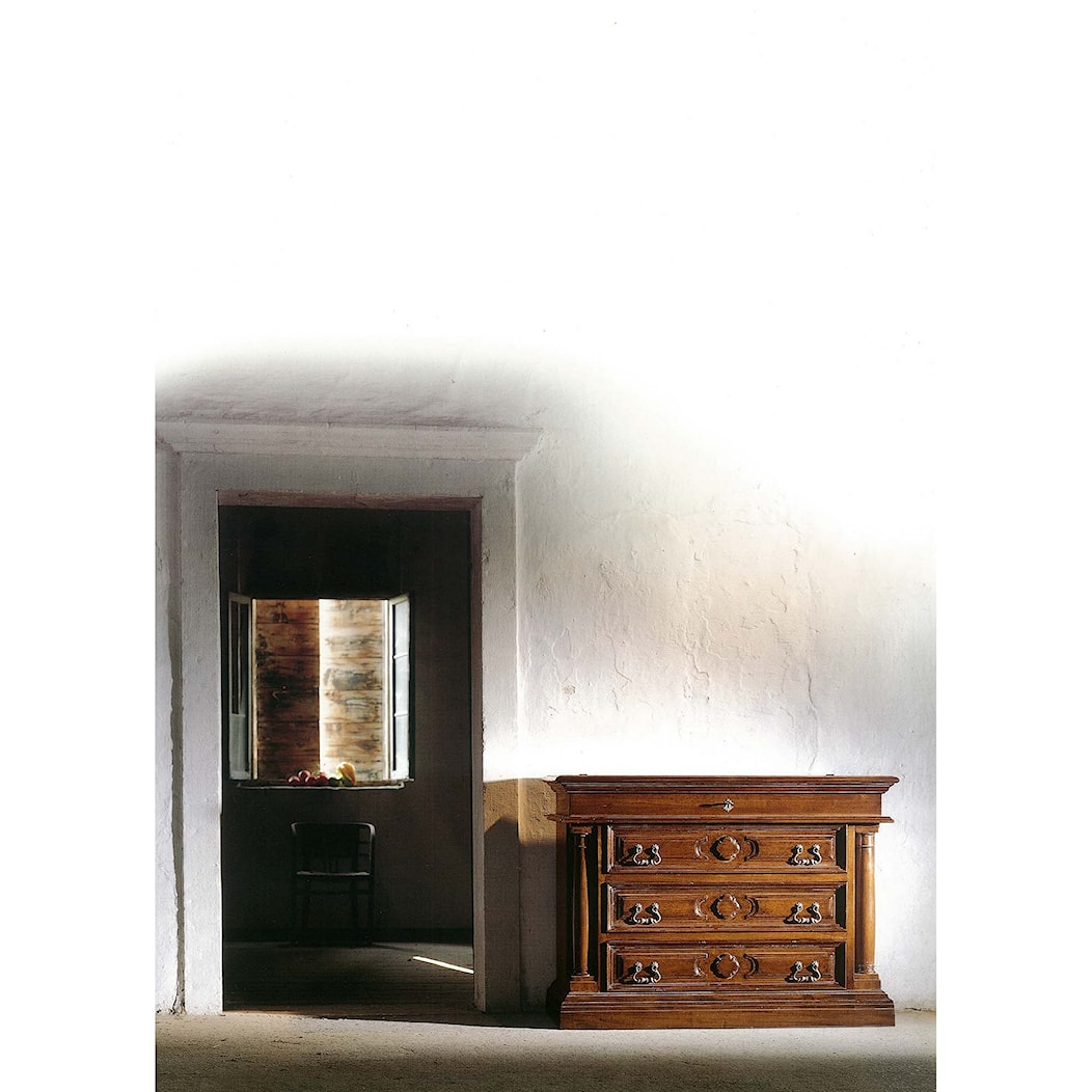 Komoda z drewna orzechowego - zdjęcie od BoutiquePierrot - Homebook