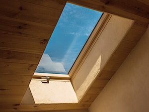 Okno dachowe Fakro - zdjęcie od bizmet - okna, drzwi, kominki, bramy