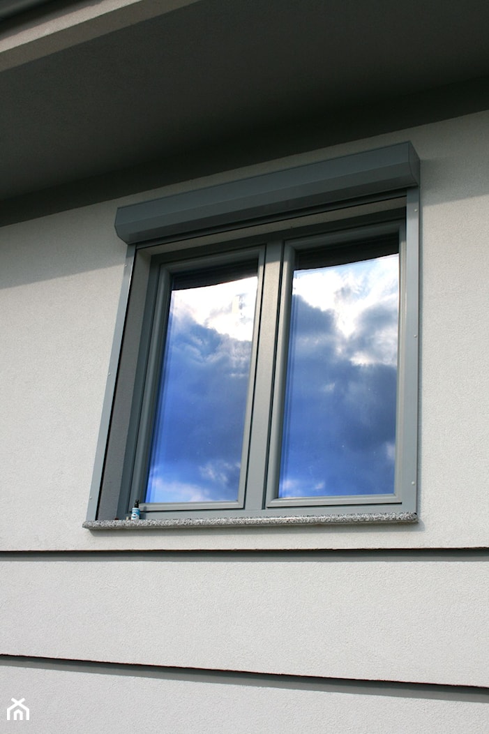 okno pcv i roleta zewnętrzna - zdjęcie od bizmet - okna, drzwi, kominki, bramy - Homebook