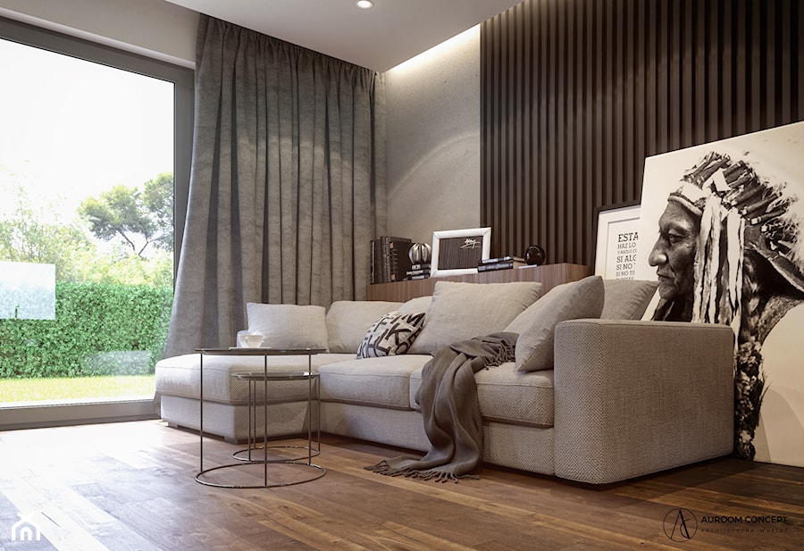 Salon z czarnymi drewnianymi panelami ściennymi - zdjęcie od Auroom Concept