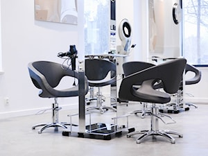 Salon fryzjerski - zdjęcie od Bautech
