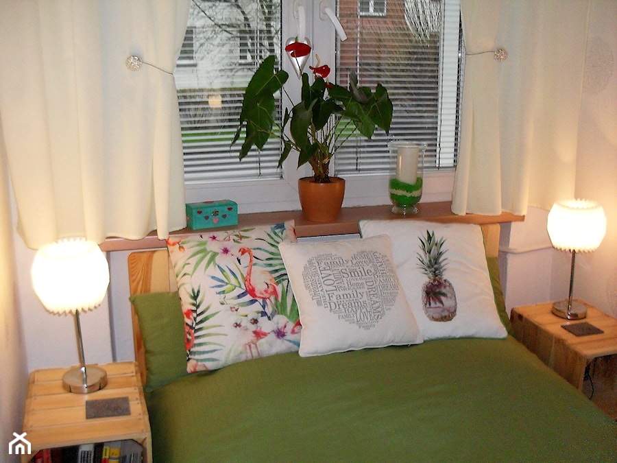 Mała biała sypialnia - zdjęcie od MałgorzataL