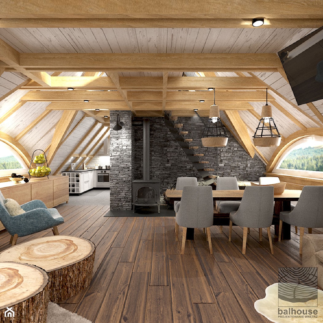 salon z jadalnią na poddaszu drewnianego domku weekendowego - zdjęcie od balhouse - projektowanie wnętrz - Homebook
