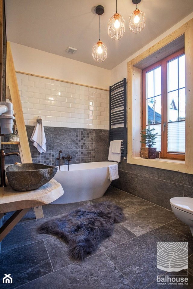 Hotel butikowy-Niedźwiedzia Residence-łazienka przy pokoju romantyczny - zdjęcie od balhouse - projektowanie wnętrz - Homebook