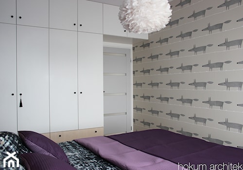 Mieszkanie w leśnym stylu, 80m2 - Mała sypialnia, styl skandynawski - zdjęcie od Hokum Architekci