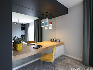 Kolorowy minimalizm, 95m2 - Średnia szara z biurkiem sypialnia, styl nowoczesny - zdjęcie od Hokum Architekci