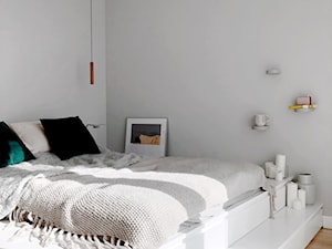 Konkurs O!Twórz Mieszkanie - Średnia szara sypialnia, styl minimalistyczny - zdjęcie od PORTA DRZWI