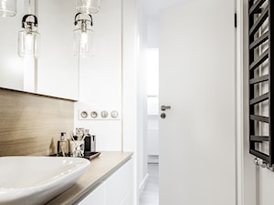 Inspiracje - Mała łazienka, styl nowoczesny - zdjęcie od PORTA DRZWI