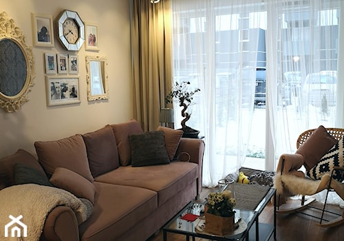 Konkurs O!Twórz Mieszkanie - Mały szary salon, styl glamour - zdjęcie od PORTA DRZWI