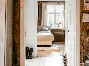 Konkurs O!Twórz Mieszkanie - Średni biały hol / przedpokój, styl rustykalny - zdjęcie od PORTA DRZWI