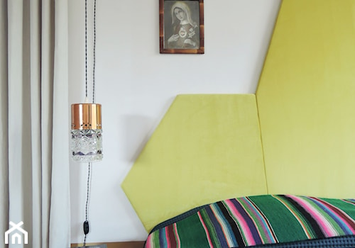 Konkurs O!Twórz Mieszkanie - Mała biała sypialnia, styl nowoczesny - zdjęcie od PORTA DRZWI