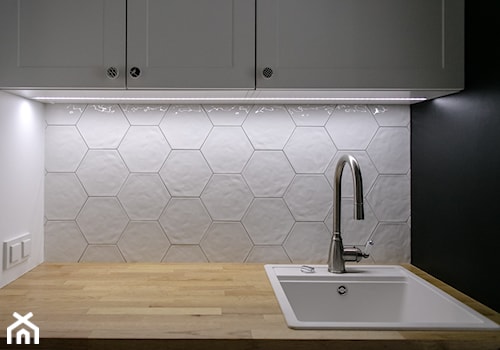 Płytki Heksagonalne w kuchni - zdjęcie od Dada design