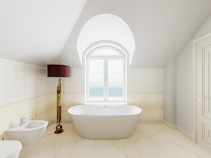 Dom Cyprianka - Duża na poddaszu z marmurową podłogą łazienka z oknem - zdjęcie od Pixels