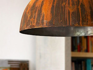 Lampa industrialna - zdjęcie od monome