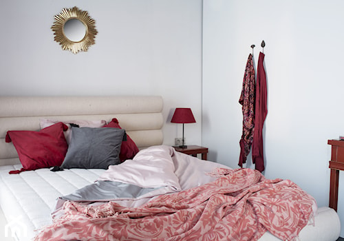 Fanda - Mała biała sypialnia, styl vintage - zdjęcie od Materace Hilding