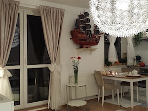 Home staging - Salon, styl tradycyjny - zdjęcie od Dan Uta 2