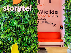 SMART KIDS PLANET, OGRÓD WERTYKALNY, ZIELONA ŚCIANA, ROŚLINNOŚĆ WE WNĘTRZU - Wnętrza publiczne, styl nowoczesny - zdjęcie od Green Designers