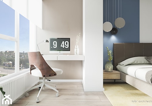 Light & Blue - Średnia beżowa biała niebieska z biurkiem sypialnia, styl minimalistyczny - zdjęcie od Tobi Architects