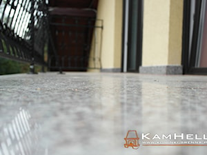 balkon z granitu - zdjęcie od KamHell ll salon firmowy Kratki ll Kominki Ustroń ll Wisła ll Skoczów