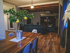 metamorfoza mieszkania - Średnia szara jadalnia w salonie, styl industrialny - zdjęcie od Monika Skowron 19