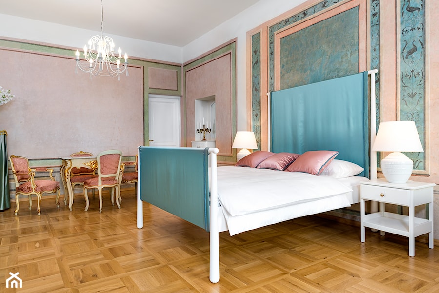 Apartamenty FRESCO w Krakowie - Średnia biała sypialnia, styl nowoczesny - zdjęcie od Mateusz Torbus / Fotograf