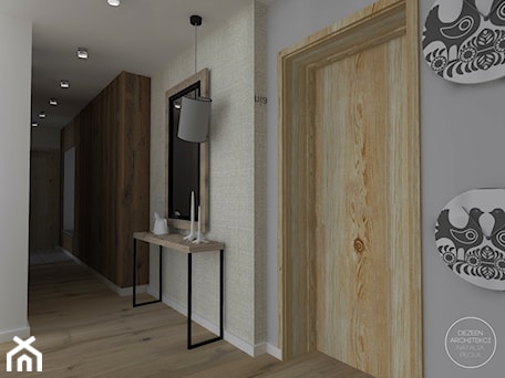 Aranżacje wnętrz - Hol / Przedpokój: Apartament na poddaszu w Zakopanem - Średni beżowy biały hol / przedpokój, styl skandynawski - DEZEEN ARCHITEKCI Natalia Pęcka. Przeglądaj, dodawaj i zapisuj najlepsze zdjęcia, pomysły i inspiracje designerskie. W bazie mamy już prawie milion fotografii!