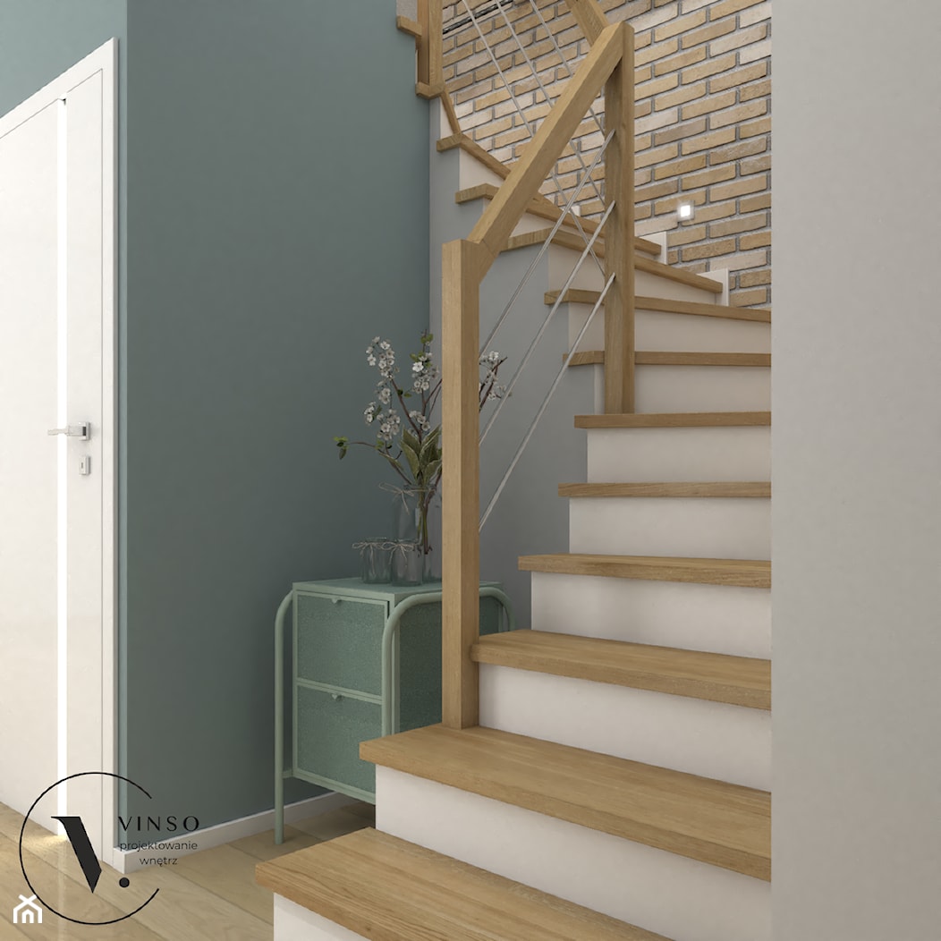 Klatka schodowa z miętową ścianą - Schody, styl rustykalny - zdjęcie od VINSO Projektowanie Wnętrz - Homebook