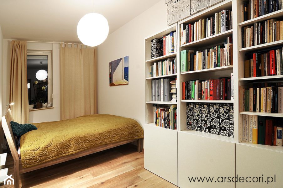 Projekt3 Ars Decori - Mała biała sypialnia - zdjęcie od ARS DECORI - Homebook
