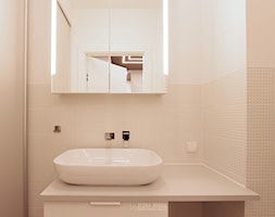 Mieszkanie, Gdańsk Wrzeszcz - Mała bez okna z lustrem łazienka, styl nowoczesny - zdjęcie od JEDNA DRUGA - Homebook