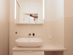 Mieszkanie, Gdańsk Wrzeszcz - Mała bez okna z lustrem łazienka, styl nowoczesny - zdjęcie od JEDNA DRUGA