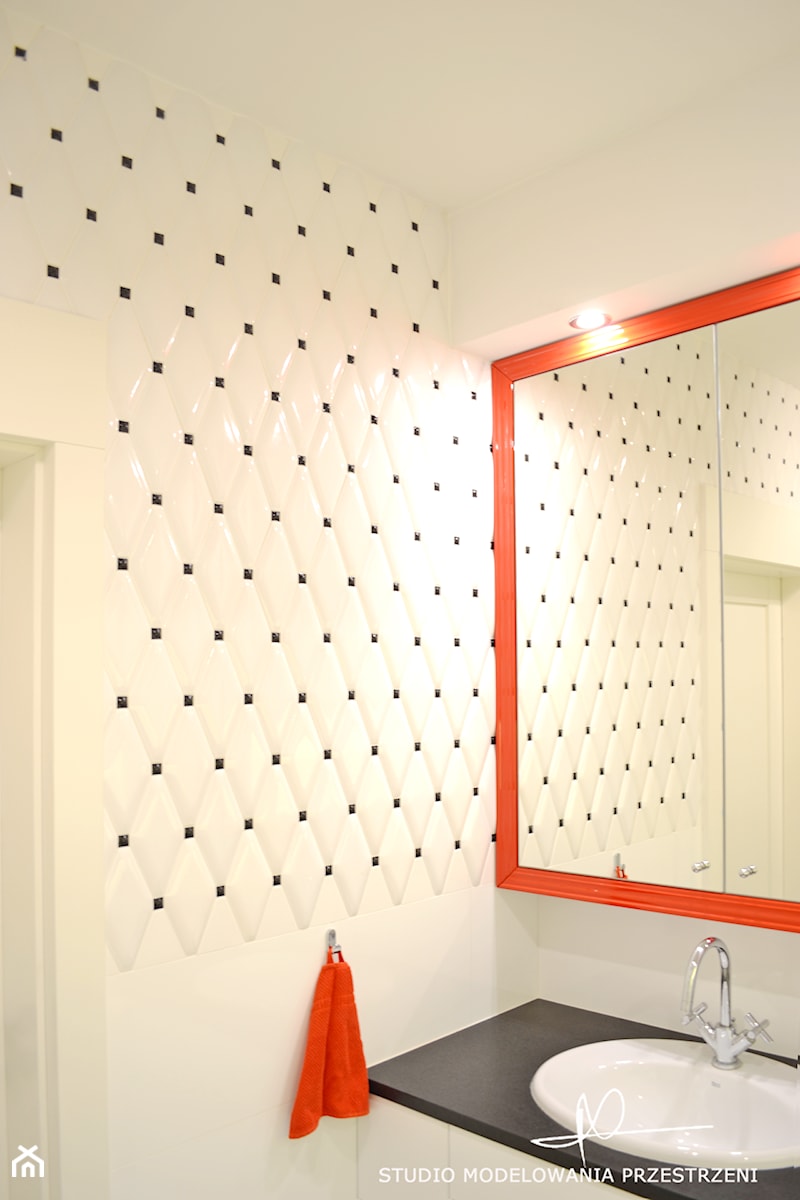 łazienka detal "pikowanej" ściany - zdjęcie od Studio Modelowania Przestrzeni