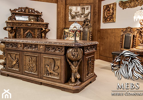 Gabinet w stylu gdańskim - biuro prezesa w starym stylu - zdjęcie od MebS / MEBLE GDAŃSKIE - Pracownia Rzeźbiarska