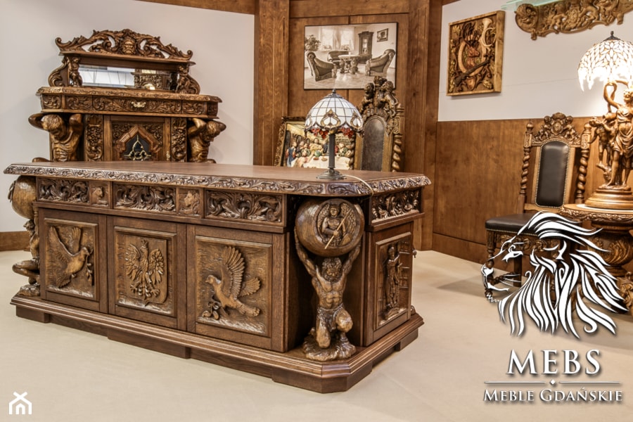 Gabinet w stylu gdańskim - biuro prezesa w starym stylu - zdjęcie od MebS / MEBLE GDAŃSKIE - Pracownia Rzeźbiarska - Homebook