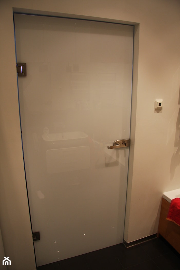 Drzwi szklane hartowane laminowane białe - zdjęcie od BELUGLASS - Homebook