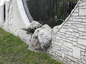 ogrodzenie kamienne - zdjęcie od digstudio