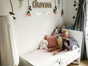 #roslinyWEwnętrzu - Mały szary pokój dziecka dla dziecka dla dziewczynki - zdjęcie od Katarzyna Sikorska 15