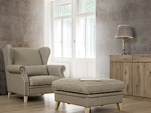 Stylowy fotel uszak Milord z luźną poduszką PRIMAVERA FURNITURE - zdjęcie od Primavera Furniture