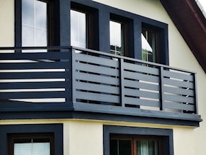 Balustrada aluminiowa - antracyt - zdjęcie od www.balustradyzaluminium.pl