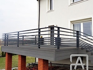 Balustrada aluminiowa - zabudowa tarasu - zdjęcie od www.balustradyzaluminium.pl