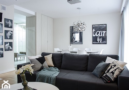 Metamorfoza mieszkania 70m2 - Średni biały salon, styl nowoczesny - zdjęcie od iHome Studio