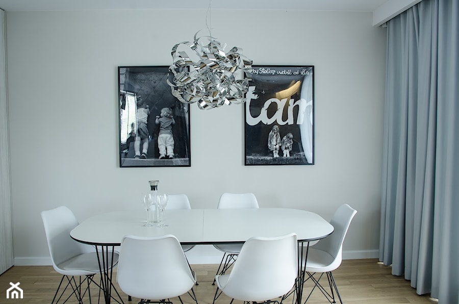 Metamorfoza mieszkania 70m2 - Średnia szara jadalnia w salonie, styl minimalistyczny - zdjęcie od iHome Studio