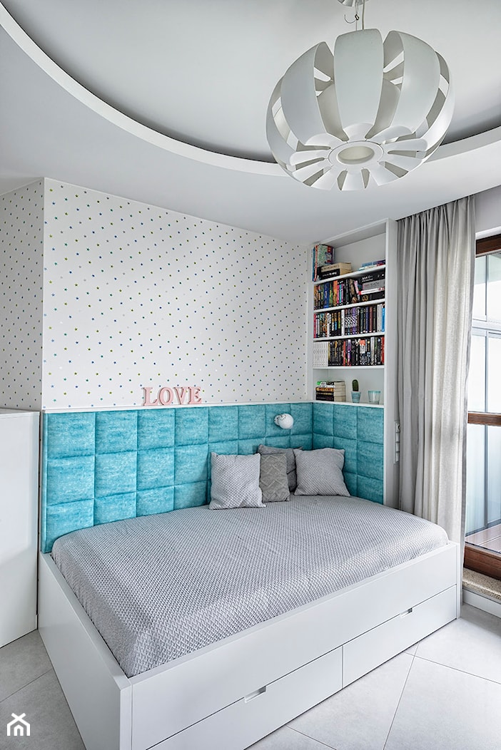 Mieszkanie w bieli z widokiem na stolicę - Mały szary pokój dziecka dla nastolatka dla chłopca dla dziewczynki - zdjęcie od KAPA studio projektowe - Homebook