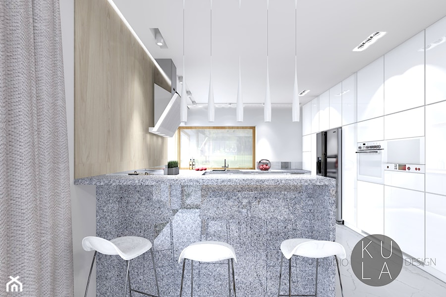 Projekt domu jednorodzinnego - Duża otwarta z kamiennym blatem biała z zabudowaną lodówką z nablatowym zlewozmywakiem kuchnia w kształcie litery g z oknem, styl nowoczesny - zdjęcie od studio KULA design | Lublin