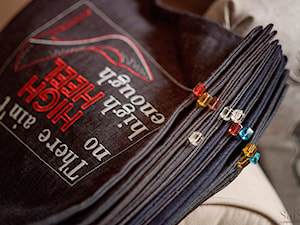 Haftowane jeansowe torby nie tylko na zakupy - zdjęcie od Pracownia SaiSou
