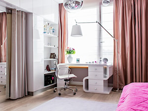 Nowoczesny Wilanów 137m2 - Średni biały szary pokój dziecka dla nastolatka dla chłopca dla dziewczynki, styl nowoczesny - zdjęcie od TiM Grey Projektowanie Wnętrz