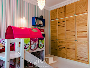 Eklektyczny Apartament w Warszawie - Mały niebieski pokój dziecka dla dziecka dla chłopca dla dziewczynki, styl nowoczesny - zdjęcie od TiM Grey Projektowanie Wnętrz