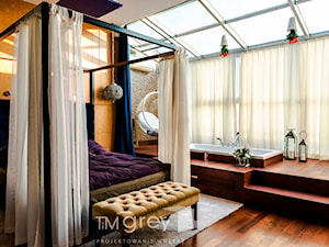 Eklektyczny Apartament w Warszawie - Duża sypialnia na poddaszu, styl nowoczesny - zdjęcie od TiM Grey Projektowanie Wnętrz