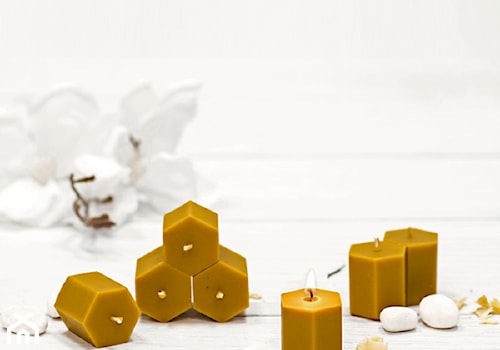 Heksagonalna Mini Świeczka - zdjęcie od Bee My Honey - świece w 100% z wosku pszczelego